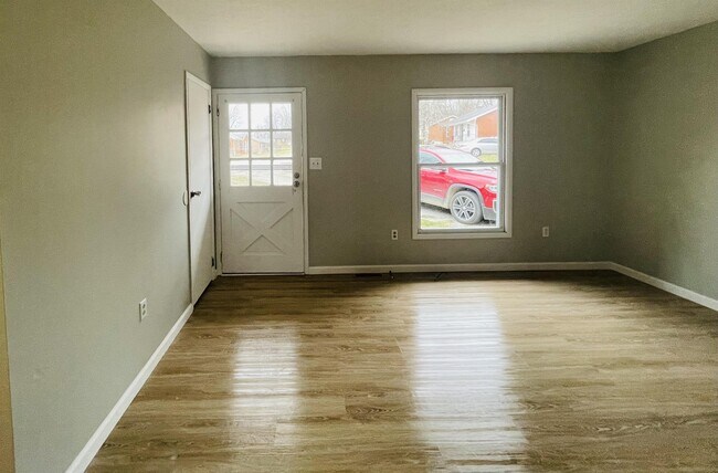Foto del edificio - 1024 Plainview Dr