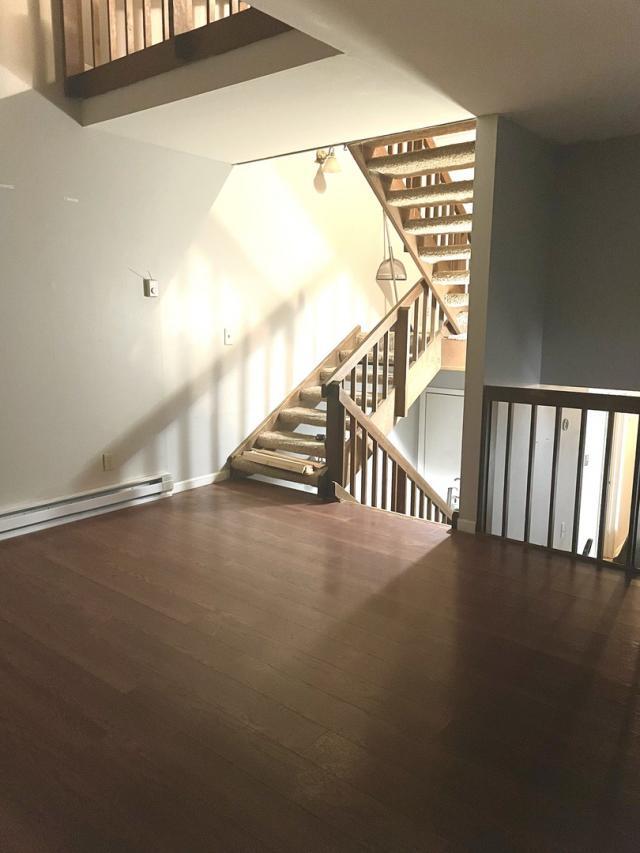 Building Photo - 3 bedroom in Aurora IL 60506