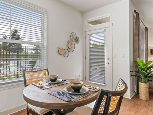 Dining area - North Glen Villas