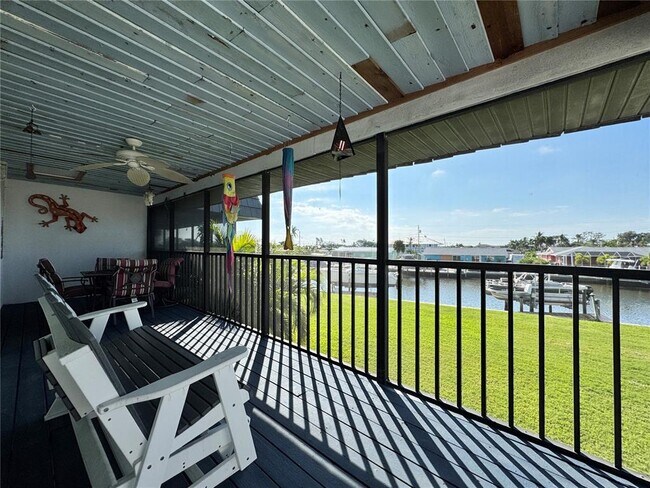 Foto del edificio - 10443 Waterbird Way