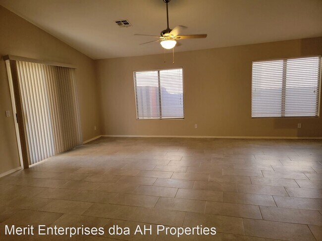 Foto del edificio - 3 br, 2 bath House - 14115 W FIELDINGS FERRY