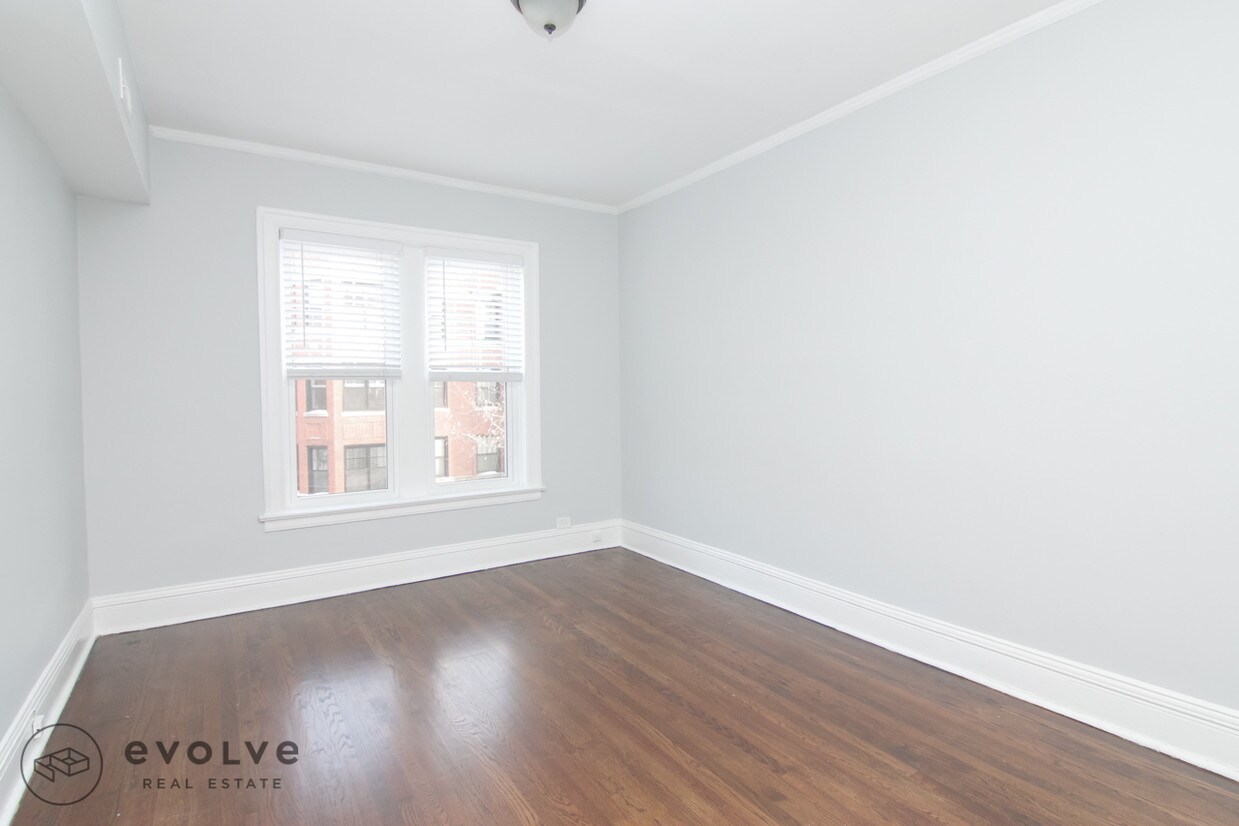 Foto principal - 6104 N Winthrop Ave