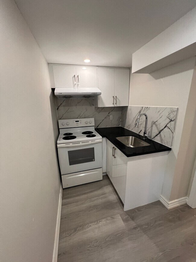 Photo du bâtiment - 18 Gilroy Dr