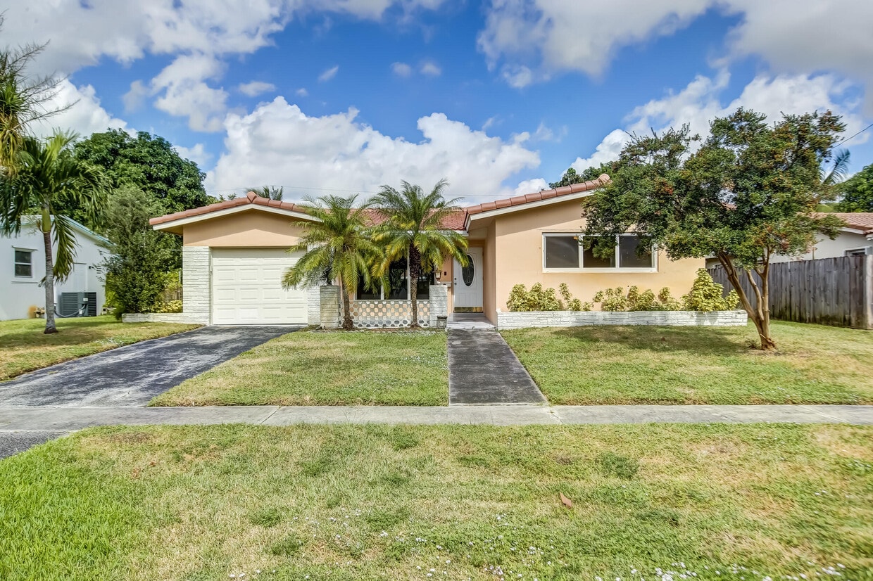5431 Lincoln St, Hollywood, FL 33021 House Rental in Hollywood, FL
