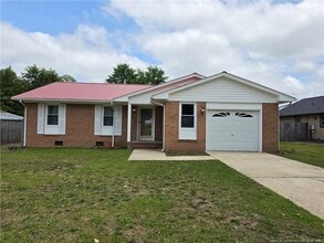 Building Photo - 207 Duncan Rd