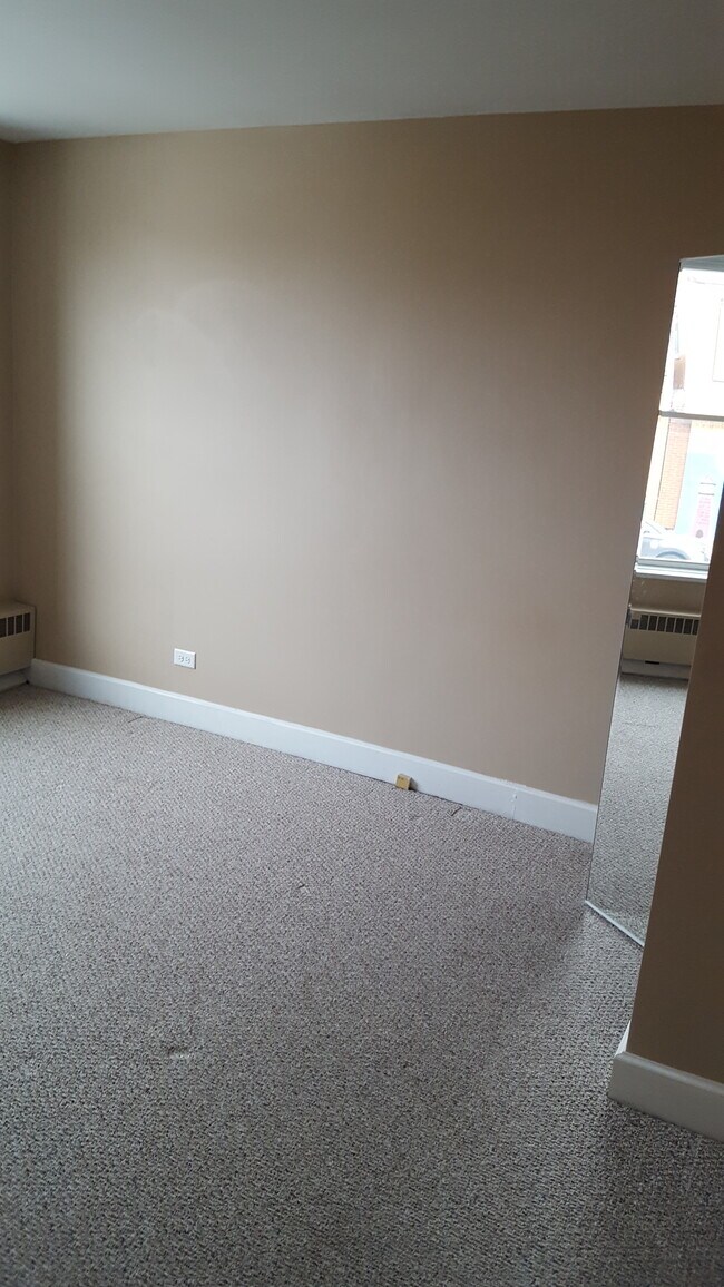 Bedroom - 723 58th St