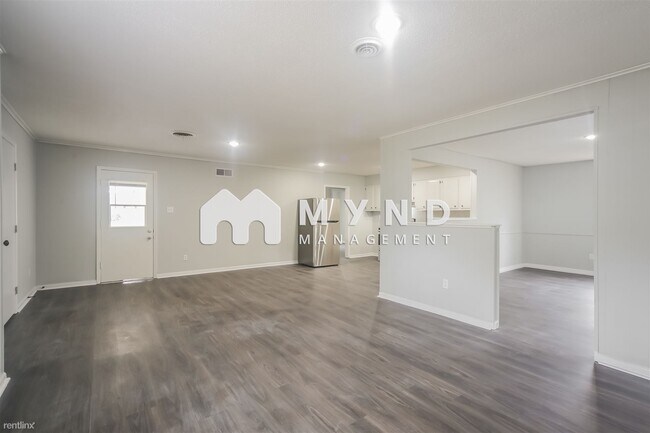 Foto del edificio - 3 br, 1.5 bath House - 1926 Colonial Hills Dr