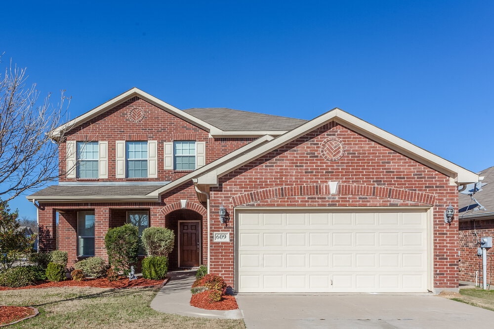Foto principal - 609 Cove Ct