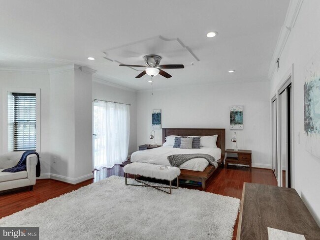 Foto del edificio - 161 Randolph Pl NW