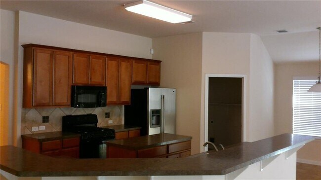 Foto del edificio - 13205 Kenswick Dr