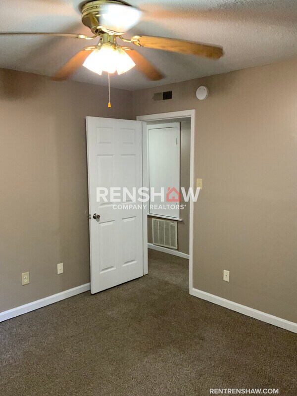 Foto del edificio - 245 Greenway St