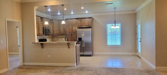 Building Photo - IMPRESSIVE HOME IN ALMOND TREE RANCH ESTATES