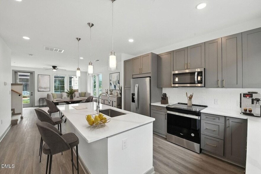 Foto principal - 1000 Martin Luther King Junior Boulevard Unit A2a