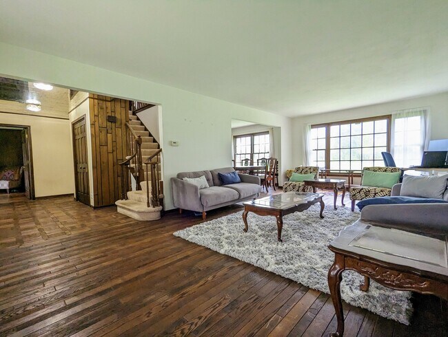 Foto del edificio - 2527 Checker Rd