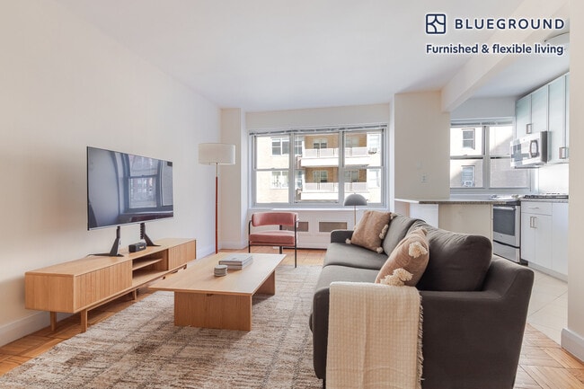 Building Photo - 30 Park Ave