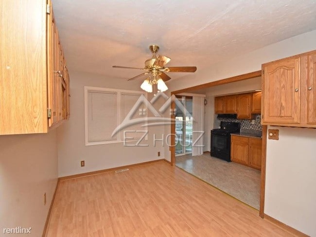 Building Photo - 1746 Langport Ave