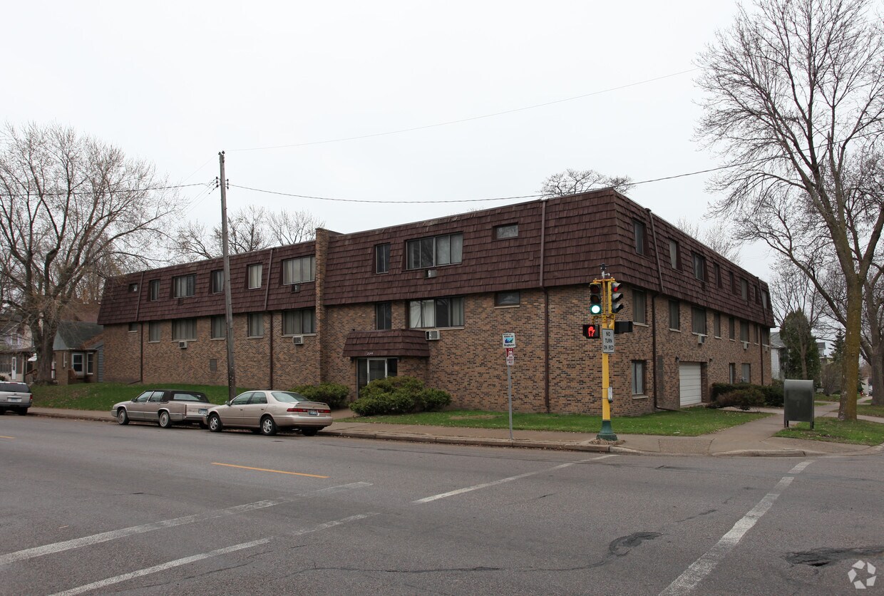 Primary Photo - 2244 Johnson St NE
