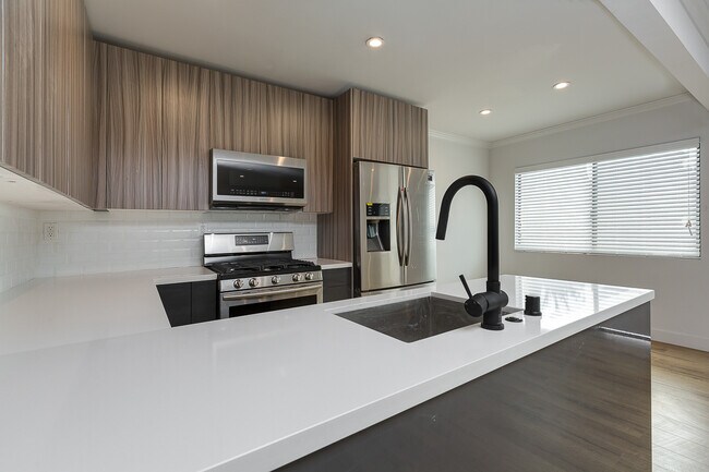 Foto del edificio - 4865 St Elmo Dr