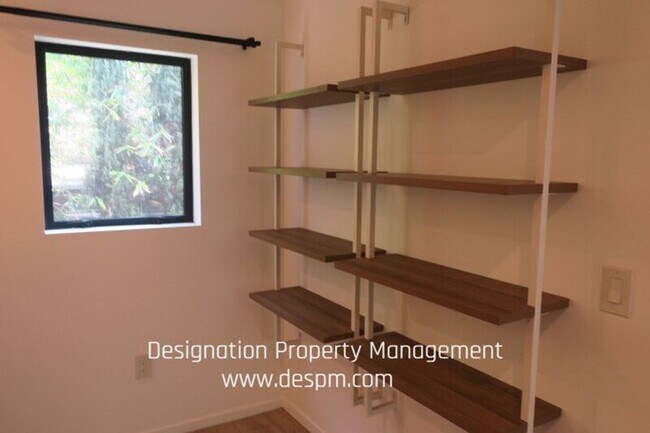 Foto del edificio - 3181 Verdugo Pl