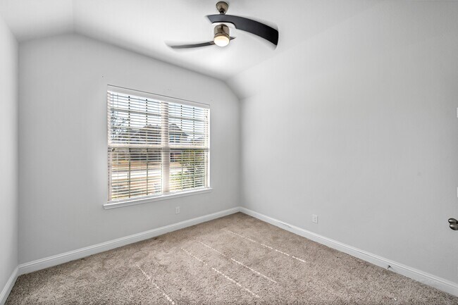 Building Photo - 29410 Barker Meadow Ln