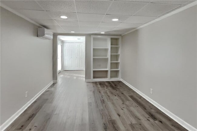 Building Photo - 2922 Melton Ct SW