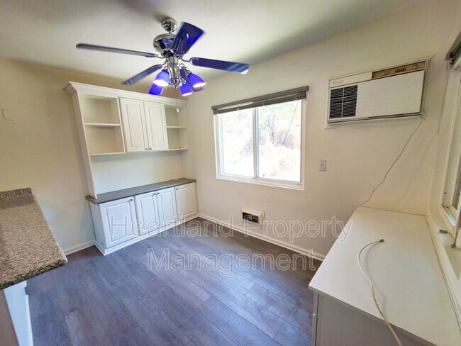 Building Photo - 5483 Adobe Falls Rd