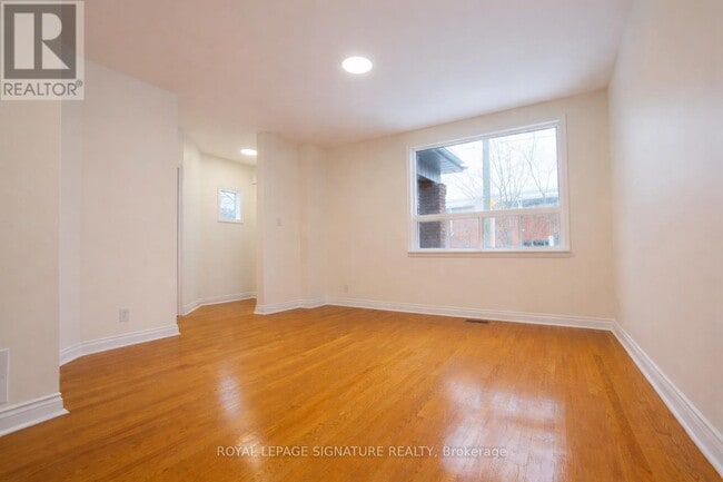 Building Photo - 5 Twentieth St