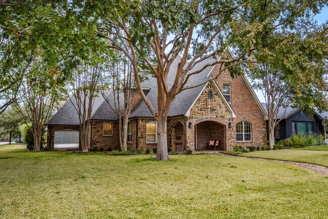 Foto del edificio - 3744 W Biddison St