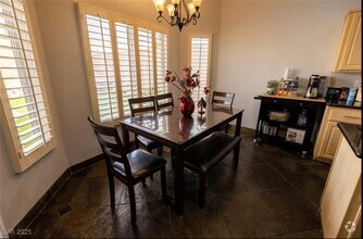 Building Photo - 9190 Golden Feather Ct