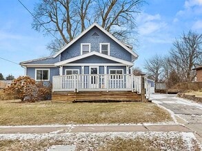 Building Photo - 3020 48th St