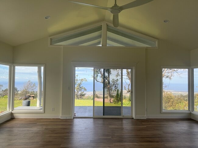 Building Photo - 73-4583 Kukuki St