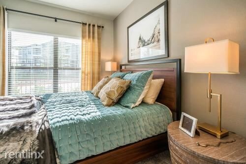 Building Photo - 1 br, 1 bath  - 25959 Westheimer Pkwy