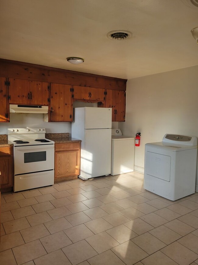 Photo - 2 bedroom 1 bathroom townhouse