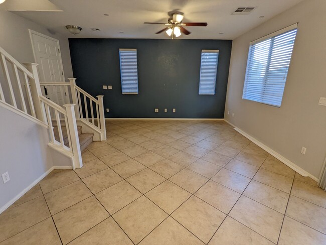 Building Photo - 9053 Stone Cabin Ct