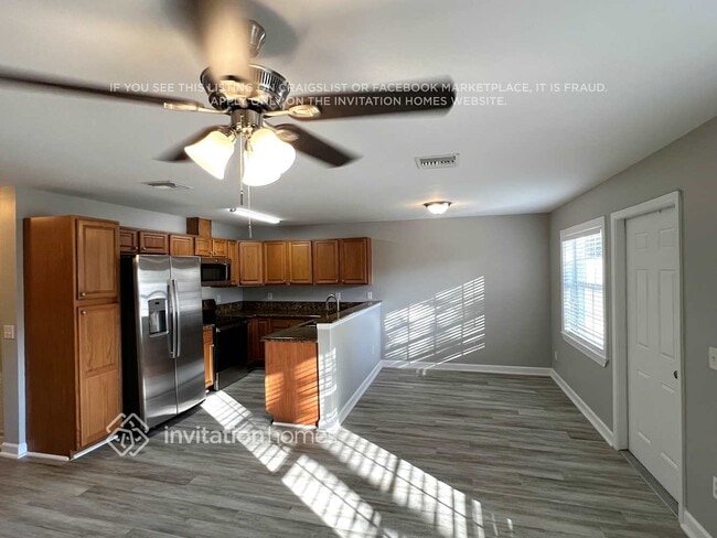 Foto del edificio - 172 Carol Susan Ln