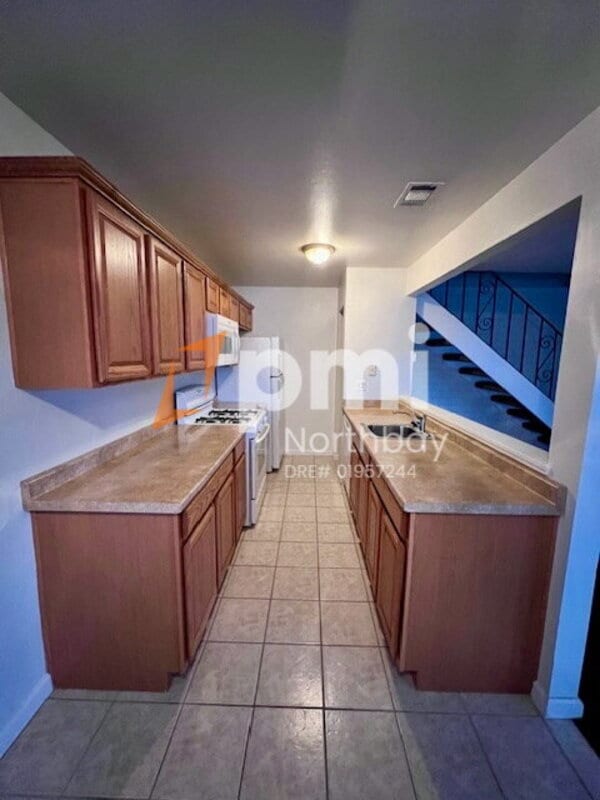 Foto del edificio - 1977 Woodglen Ln