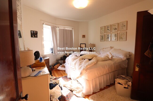 Foto del edificio - 163 Summer St