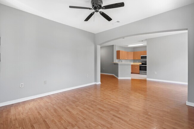 Foto del edificio - 166 SW Peacock Blvd