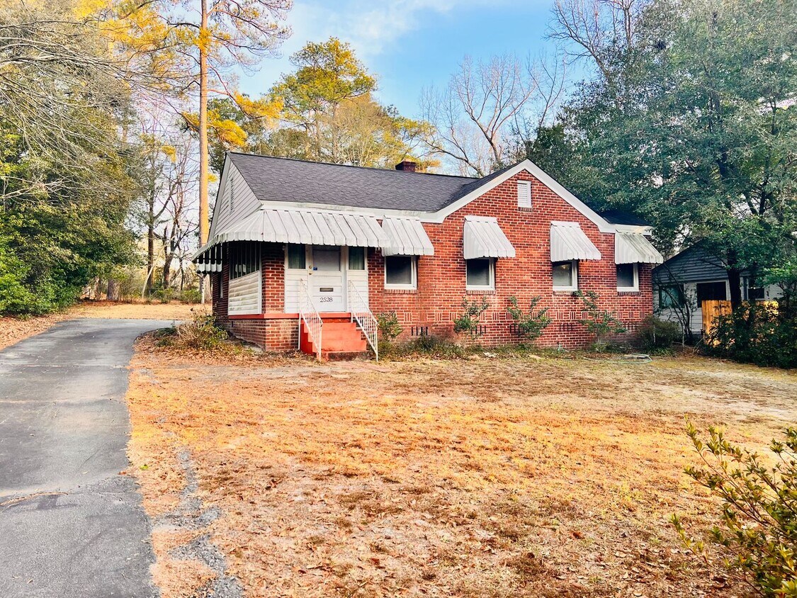 Primary Photo - 2 Bedroom Coming Soon in Forest Acres!