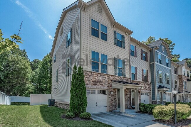 Foto del edificio - 4223 New Hermitage Dr