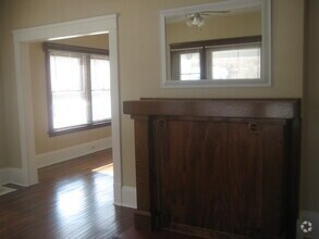 Building Photo - 2584 Kendall Rd