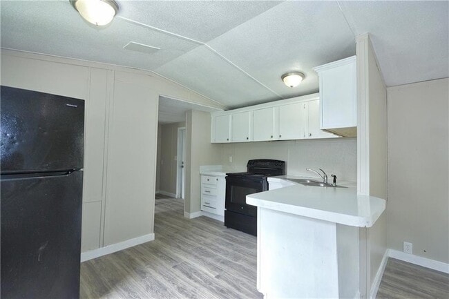 Building Photo - 340 Towler St