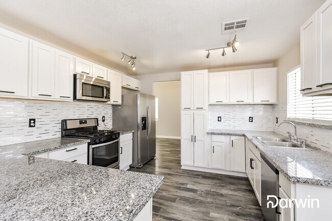 Building Photo - 3418 Fishers Landing Avenue, North Las Veg...