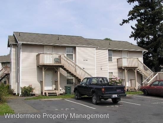 Primary Photo - 2264 Douglas Rd