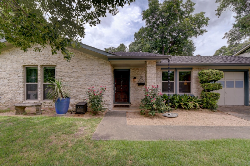 Primary Photo - 2147 Barton Hills Dr