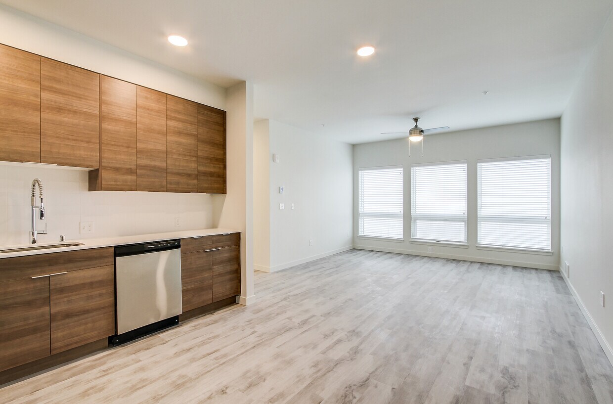 Kinect Broadway Apartments Everett, WA