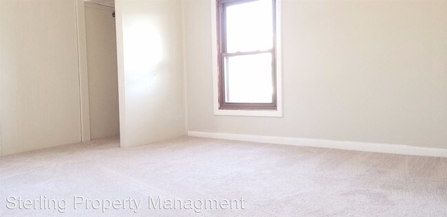 Foto del edificio - 264 W Henry St