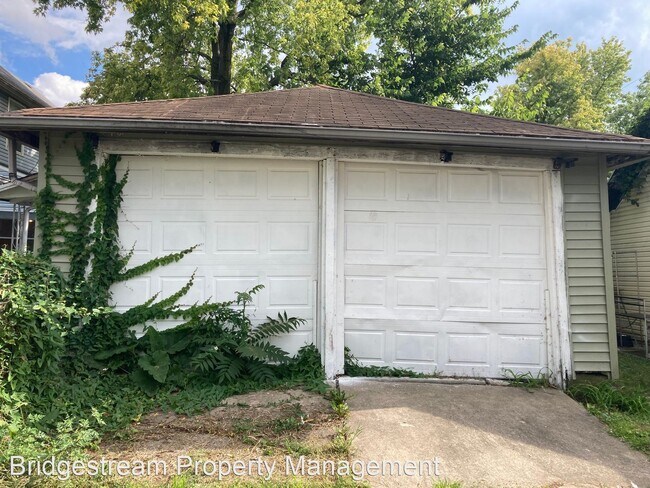 Building Photo - 3 br, 1 bath House - 145 Nassau St