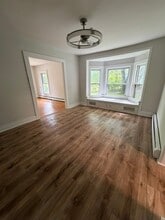 Building Photo - 30 Edgewood St