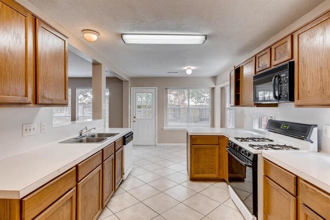 Foto del edificio - 6910 Cobblestone Path